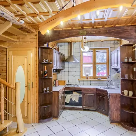 50 - Exclusive Mountain House Florynka